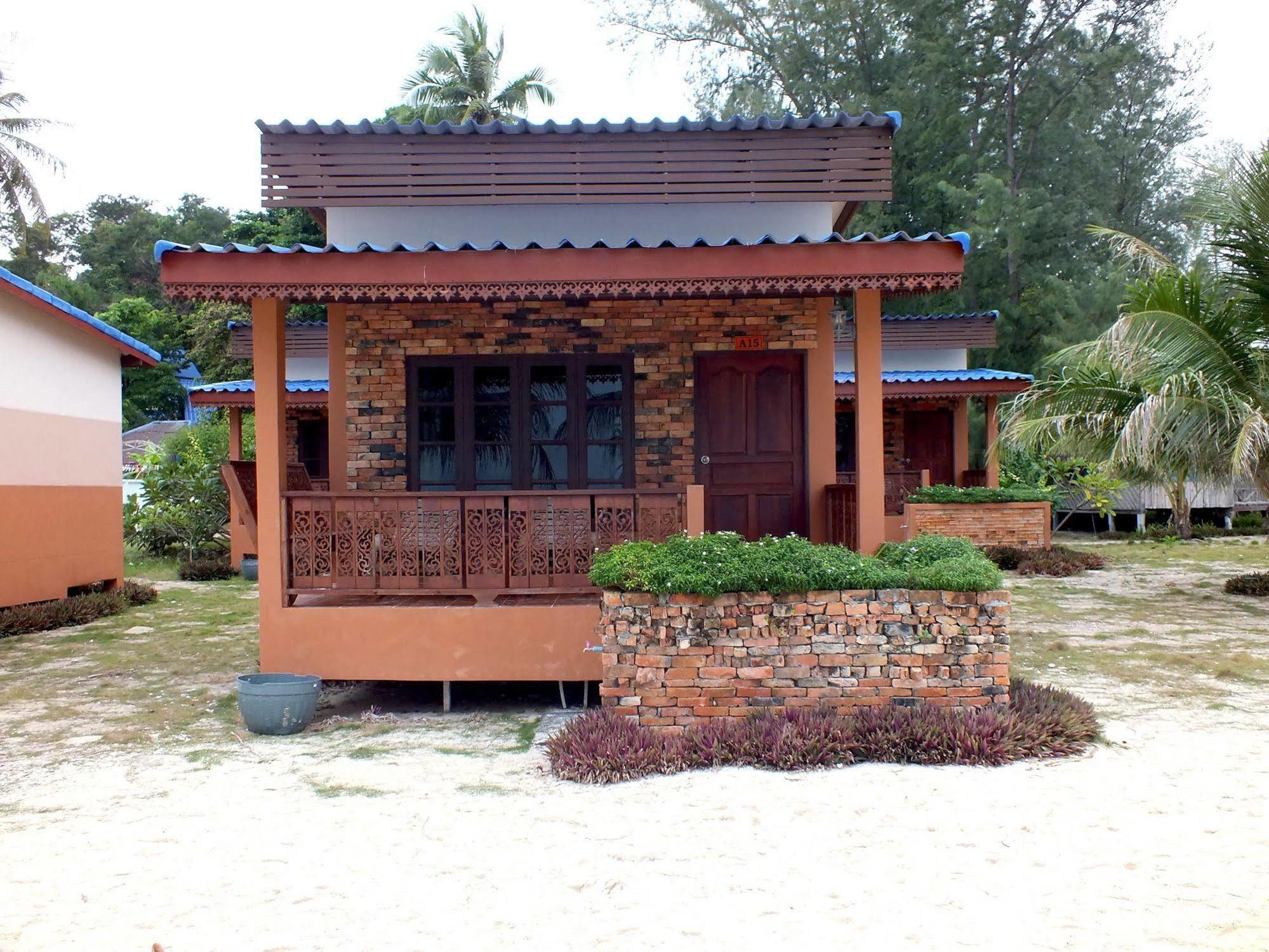 Andaman Beach Resort Lipe Kültér fotó